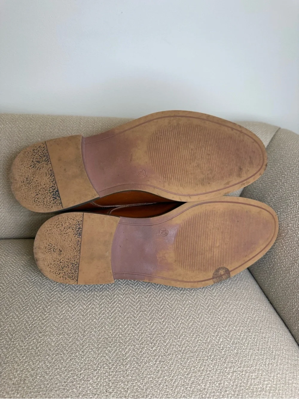 Temeshu Men's Tan Leather Cap-Toe Derby Oxfords in Cognac Brown Leather